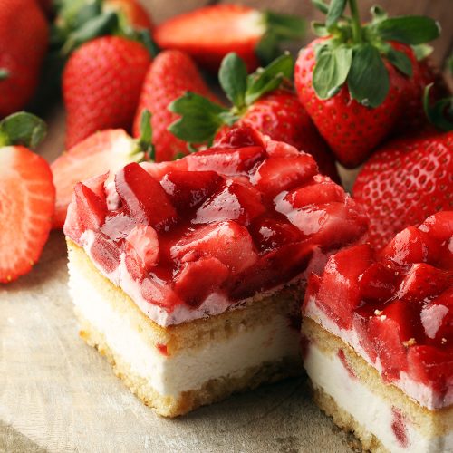 erdbeer-topfenschnitte